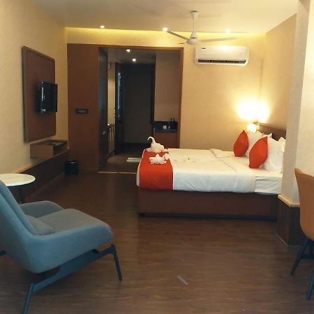 Hotel Jyoti Forbesganj Esterno foto