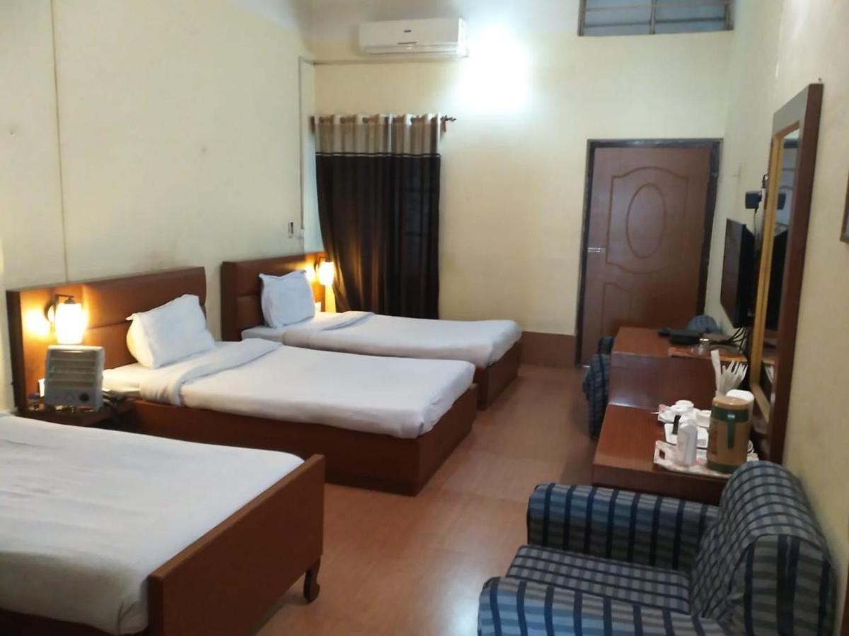 Hotel Jyoti Forbesganj Esterno foto