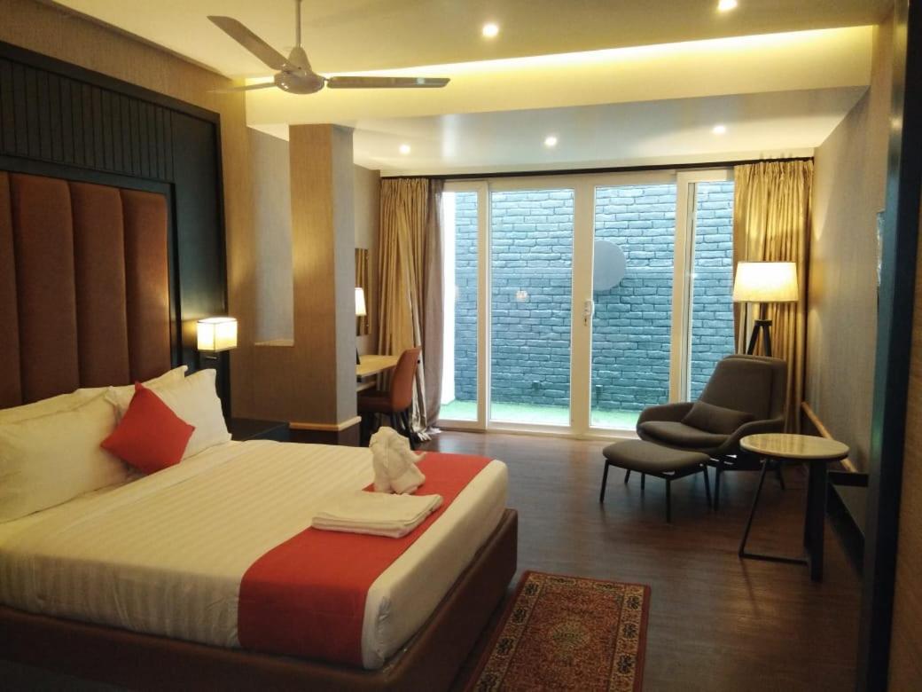 Hotel Jyoti Forbesganj Esterno foto
