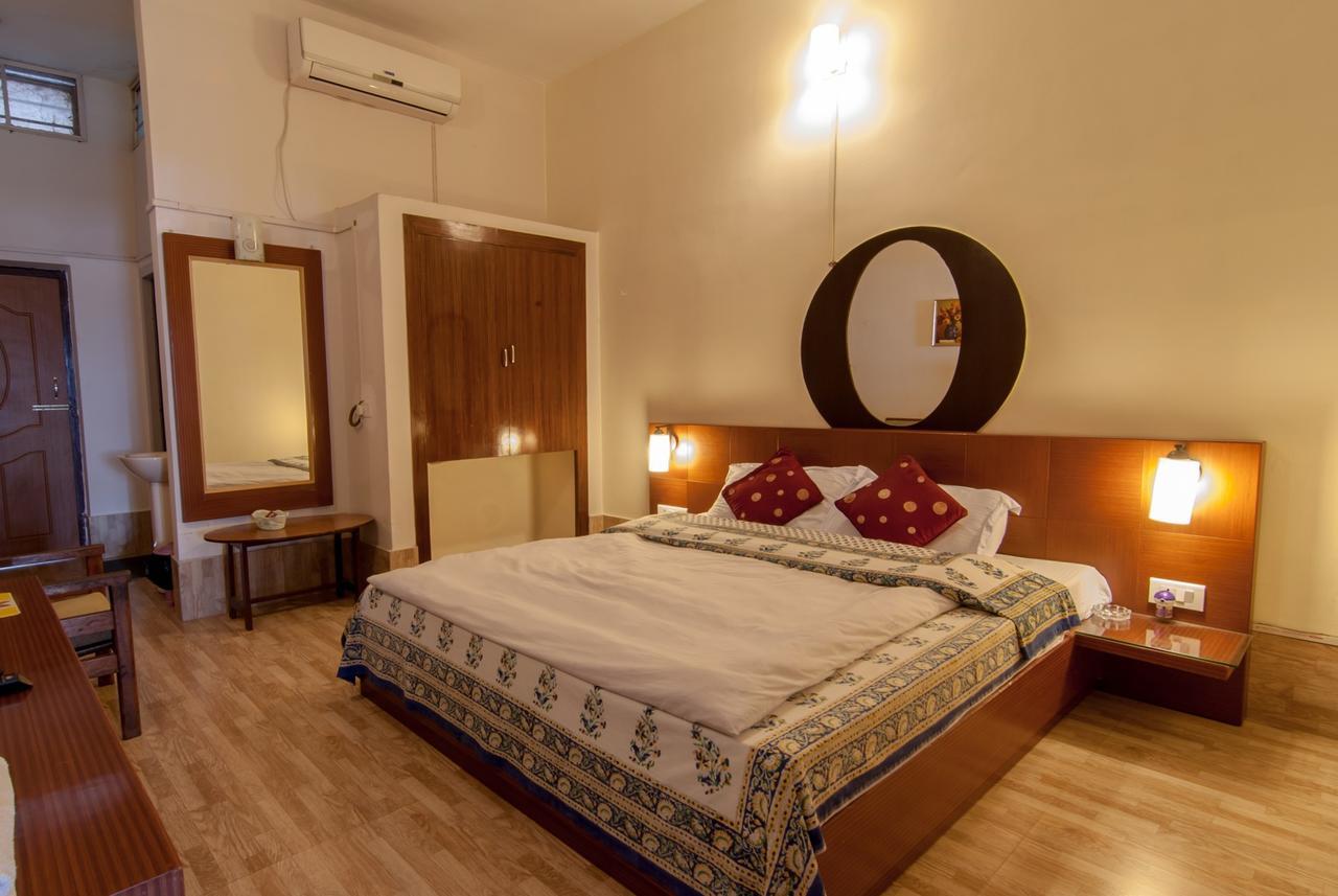 Hotel Jyoti Forbesganj Esterno foto