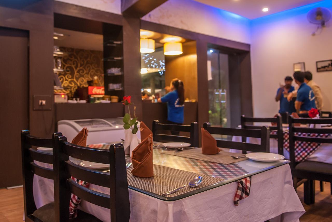 Hotel Jyoti Forbesganj Esterno foto